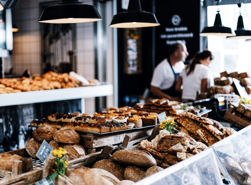 boulangerie-FIGANIERES-min_bakery_bread_food_market_pastries_shop_store-1169705